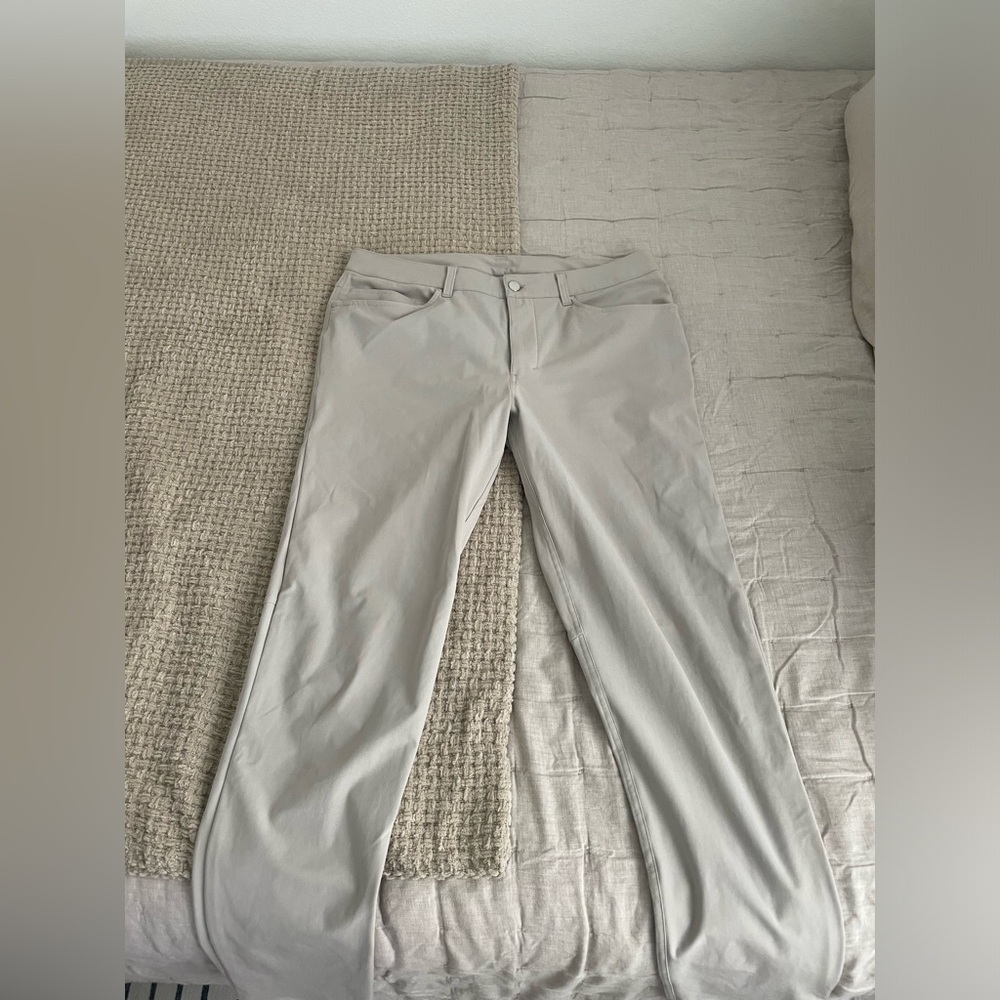 Lululemon ABC Slim Men’s Pant